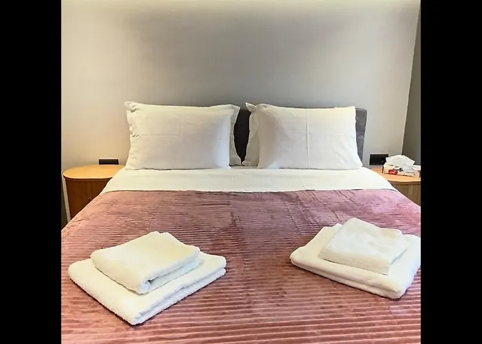Panthea Luxury 1 *