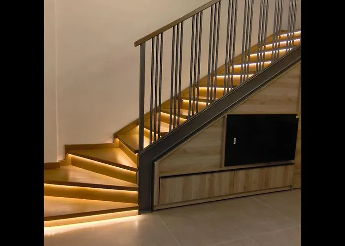 Panthea Luxury 1 * יאליסוס