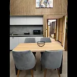 Panthea Luxury 1