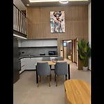 Panthea Luxury 1 Apartamento *